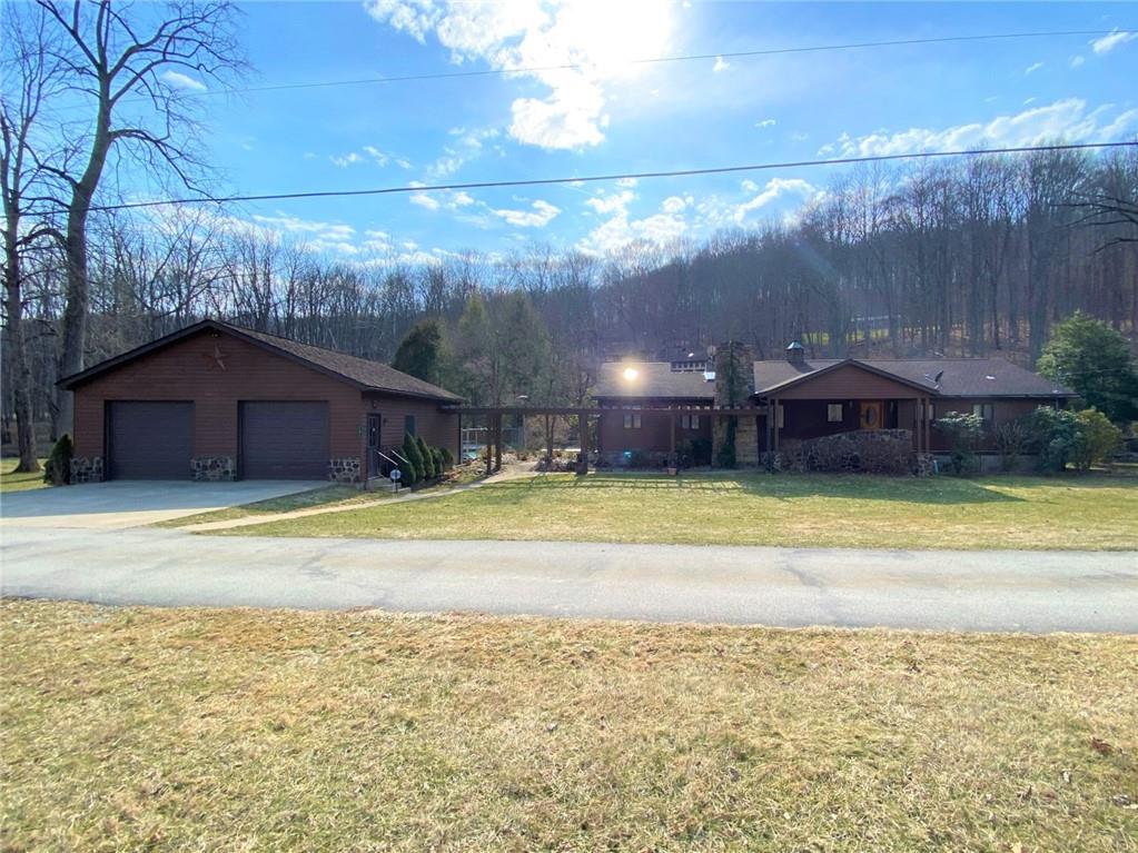 121 Ligonier 157 Road Ligonier, PA 15658 - Photo 1 of 25 Gallery Image 1
