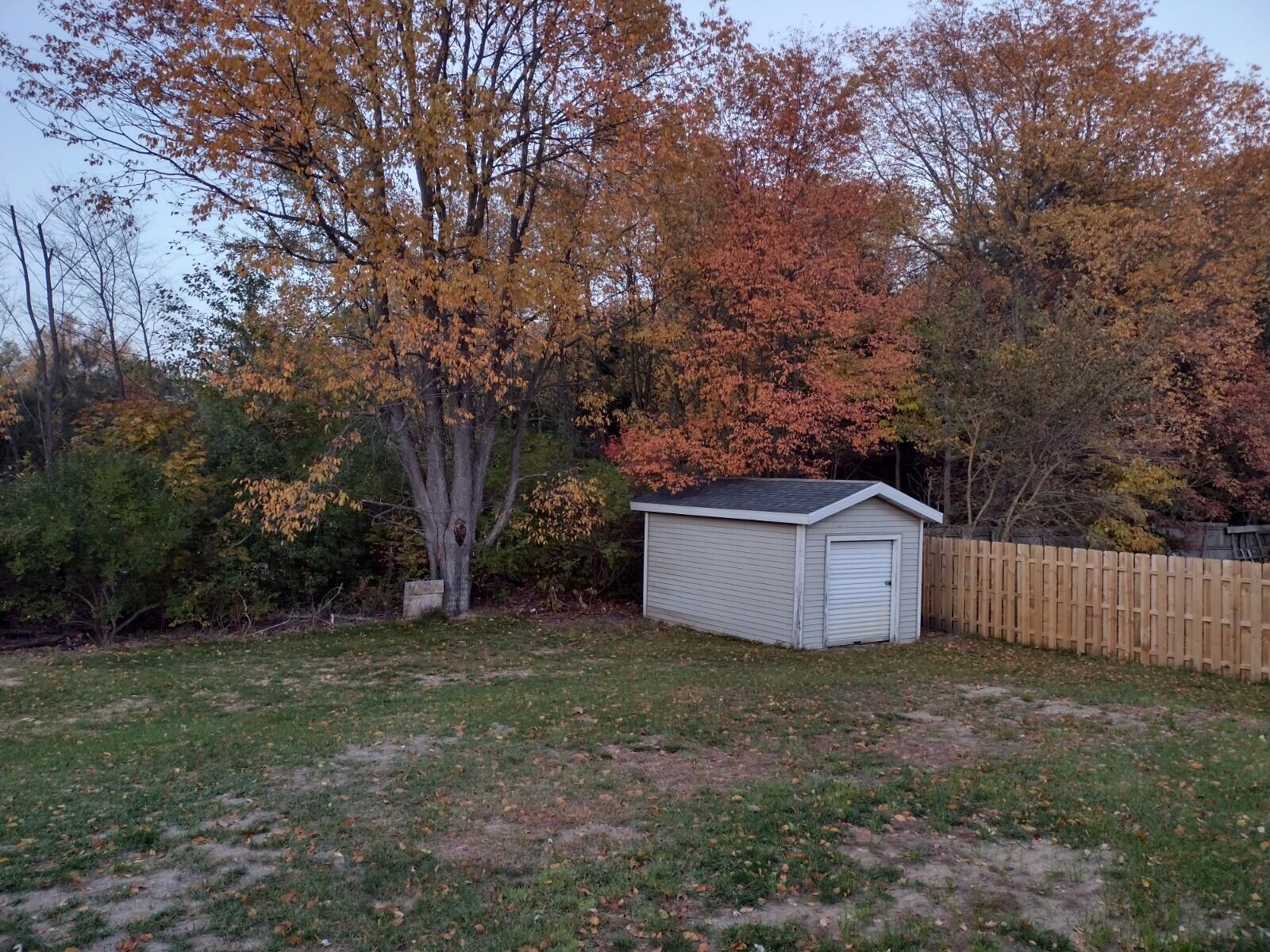 2886 Cline Road Muskegon, MI 49444 - Photo 32 of 35 33