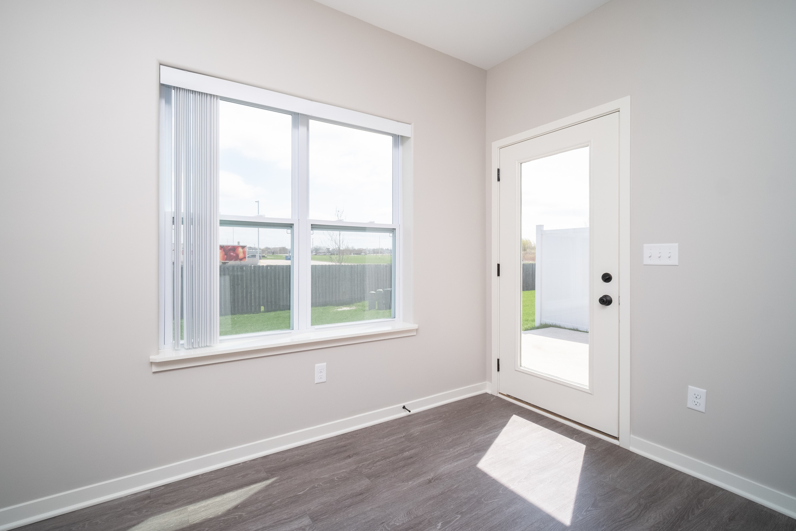 540 Anjali Court, Unit R Sycamore, IL 60178 - Photo 11 of 21