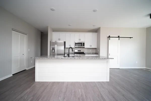 $279,900 | 540 Anjali Court, Unit R, Sycamore, IL 60178