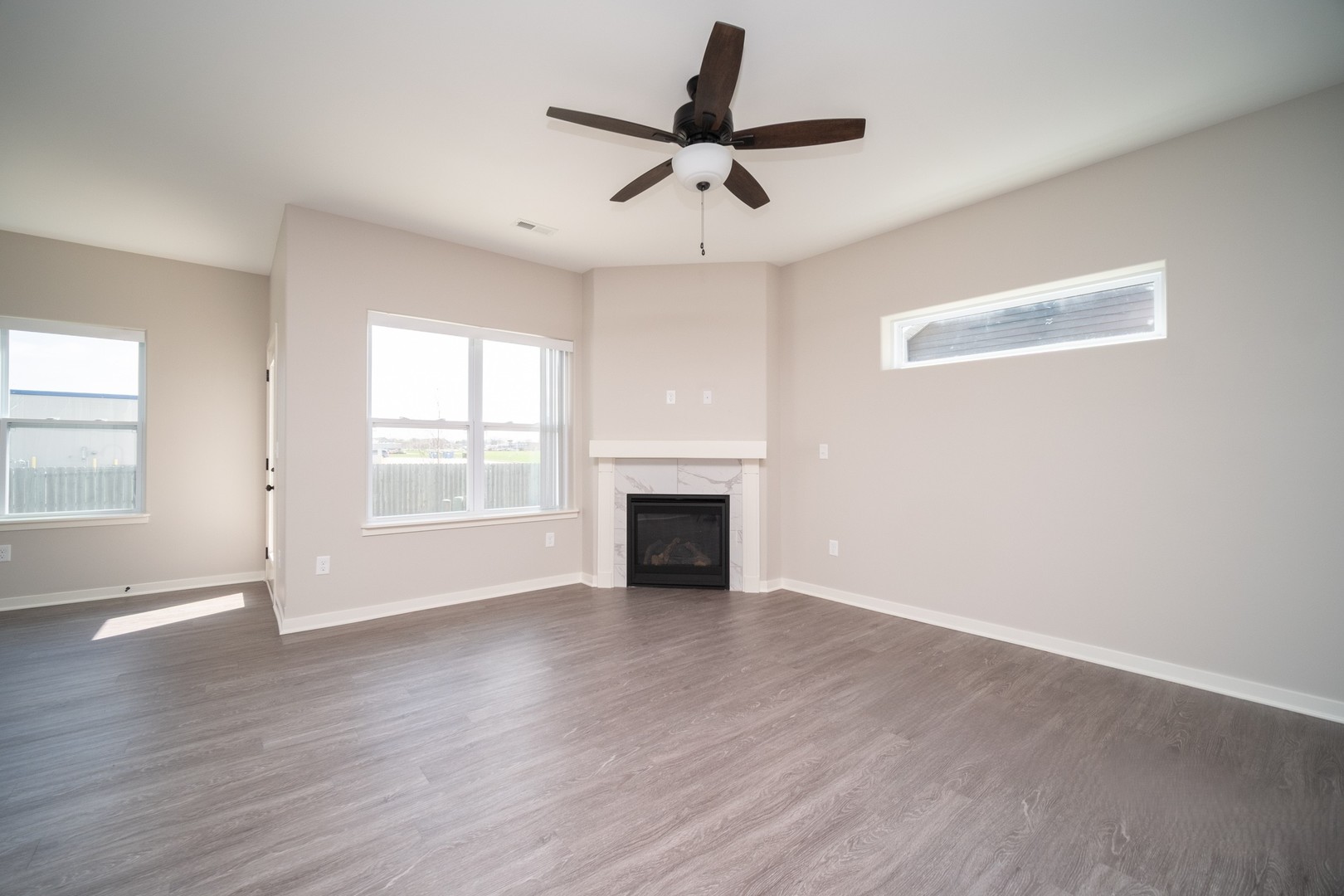 540 Anjali Court, Unit R Sycamore, IL 60178 - Photo 8 of 21