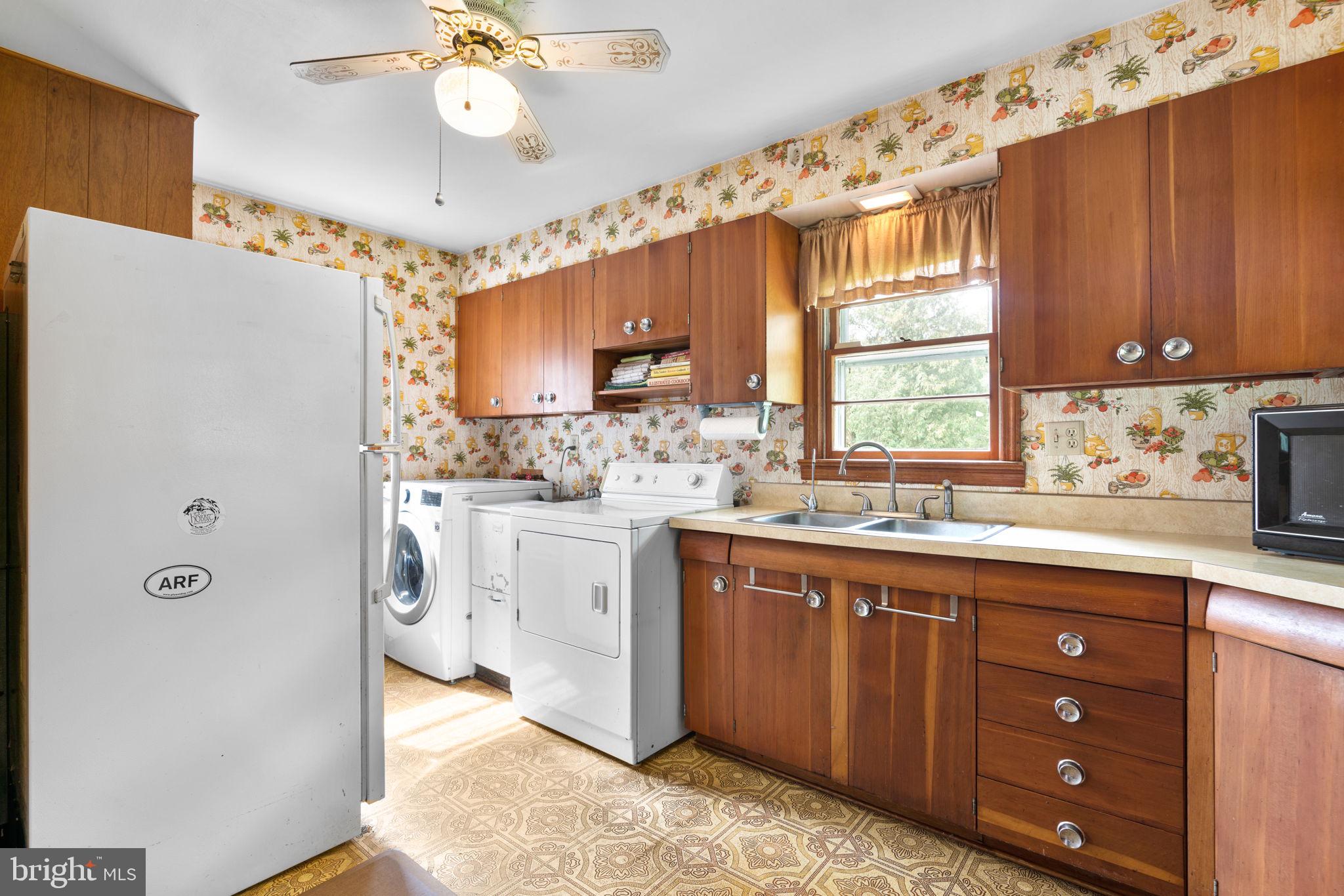 900 Hoods Mill Road Cooksville, MD 21723 - Photo 10 of 31 Kitchen