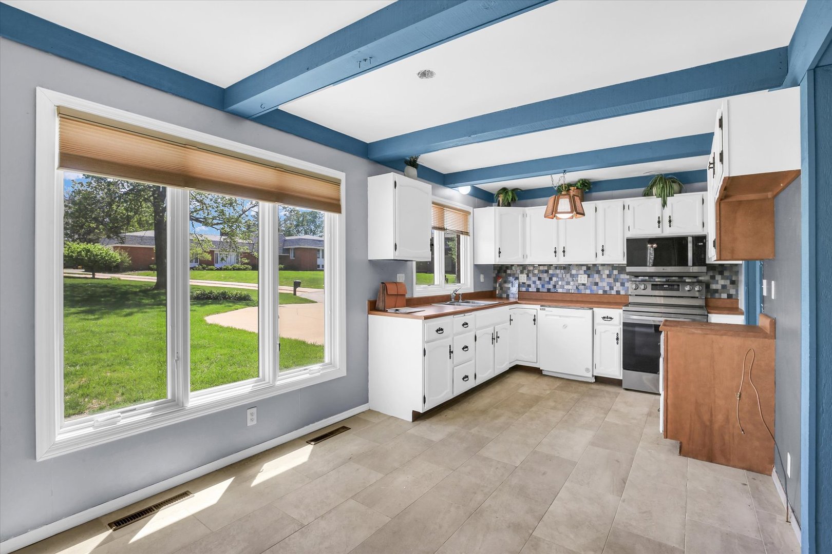 1 Lyndhurst Place Champaign, IL 61820 - Photo 13 of 42