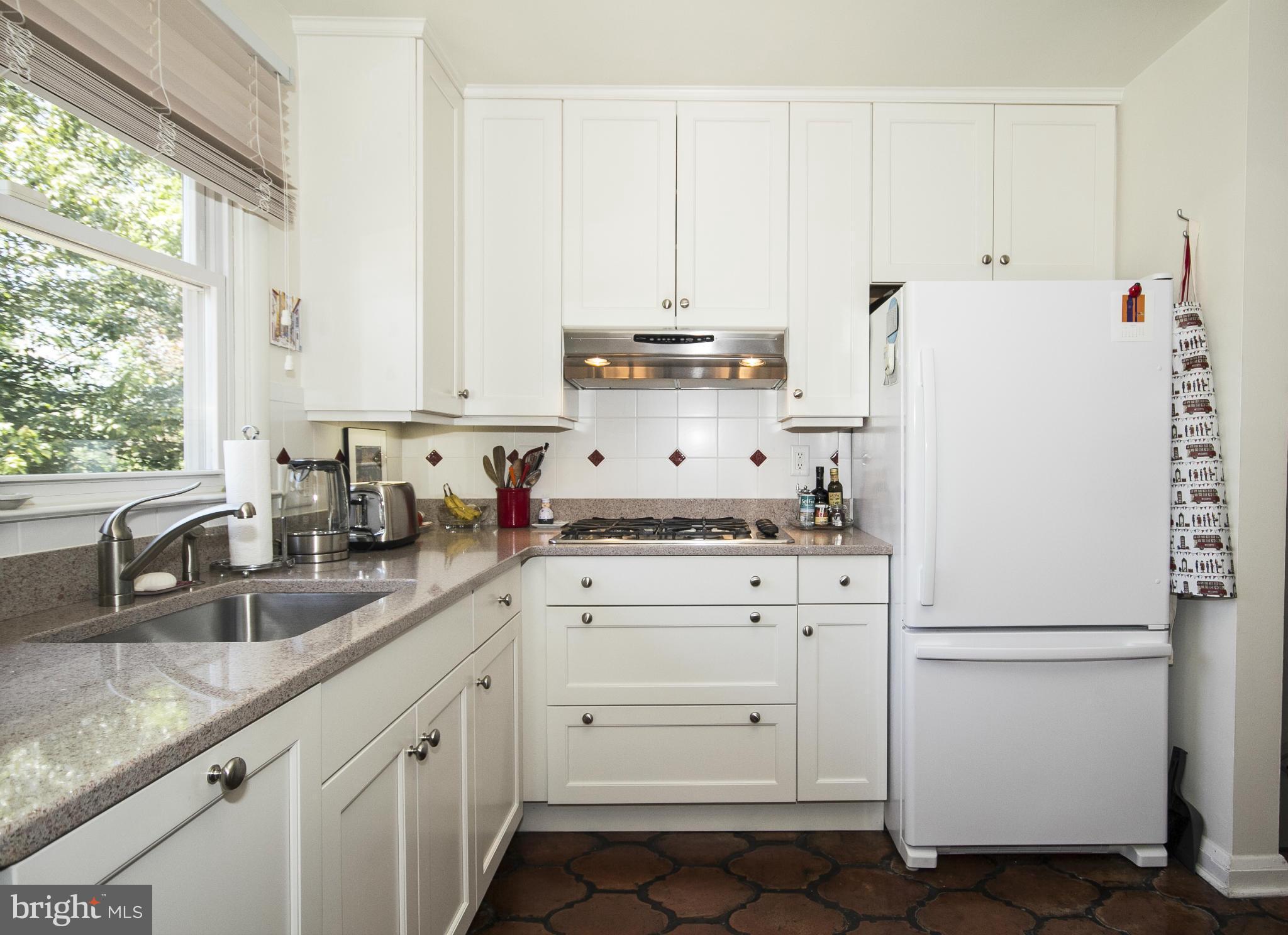 1611 Templeton Road Baltimore, MD 21204 - Photo 11 of 30 Kitchen