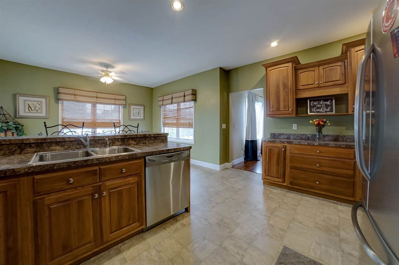 306 Eagle Ridge Drive Chatham, IL 62629 - Photo 10 of 36 Gallery Image 10