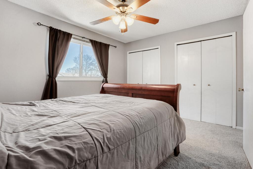 10684 Hummingbird Street Northwest Coon Rapids, MN 55433 - Photo 14 of 29