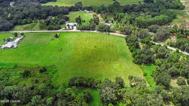 a view of a golf course