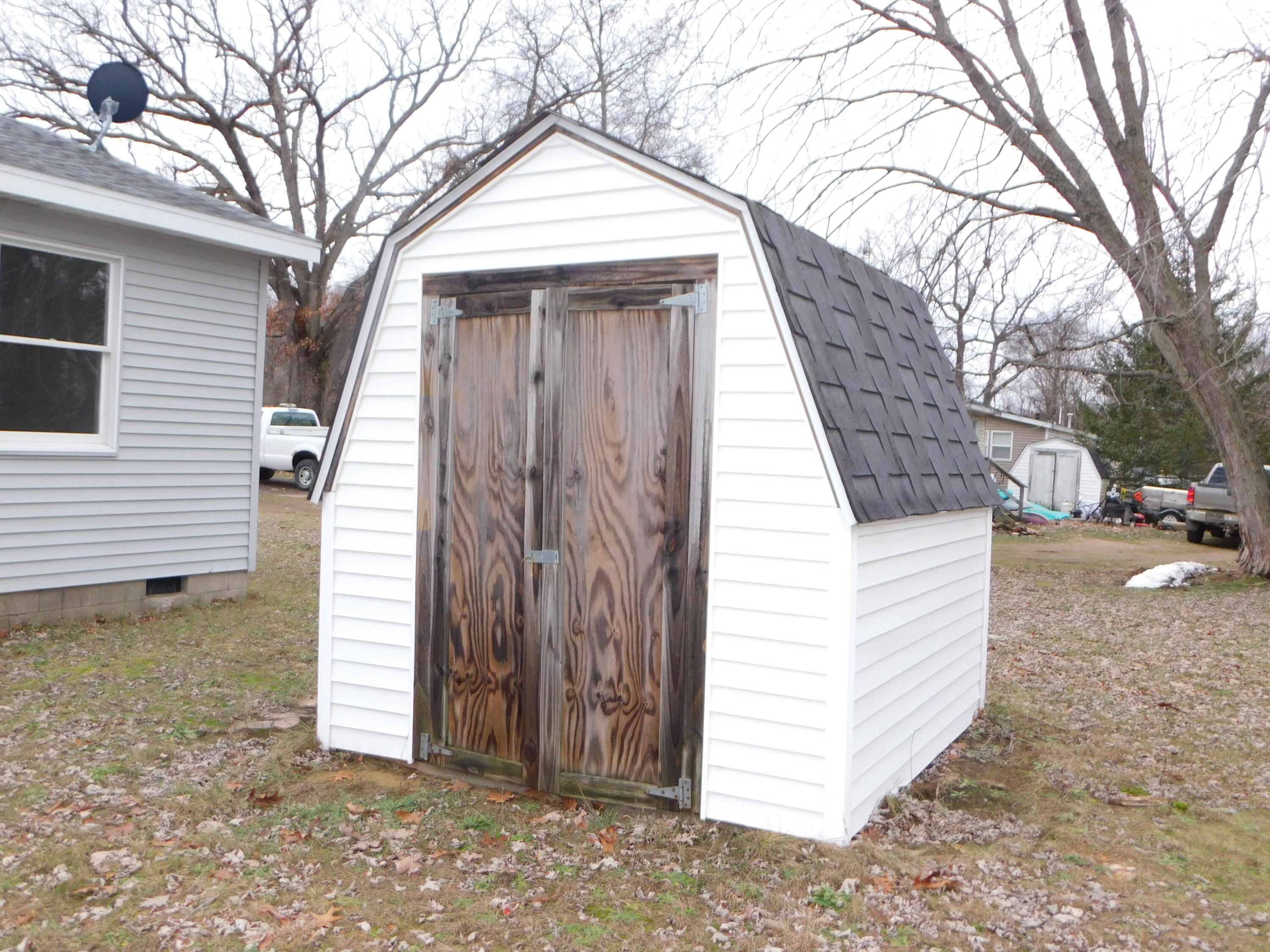 119 East South Street Decatur, MI 49045 - Photo 11 of 12 STORAGE SHED