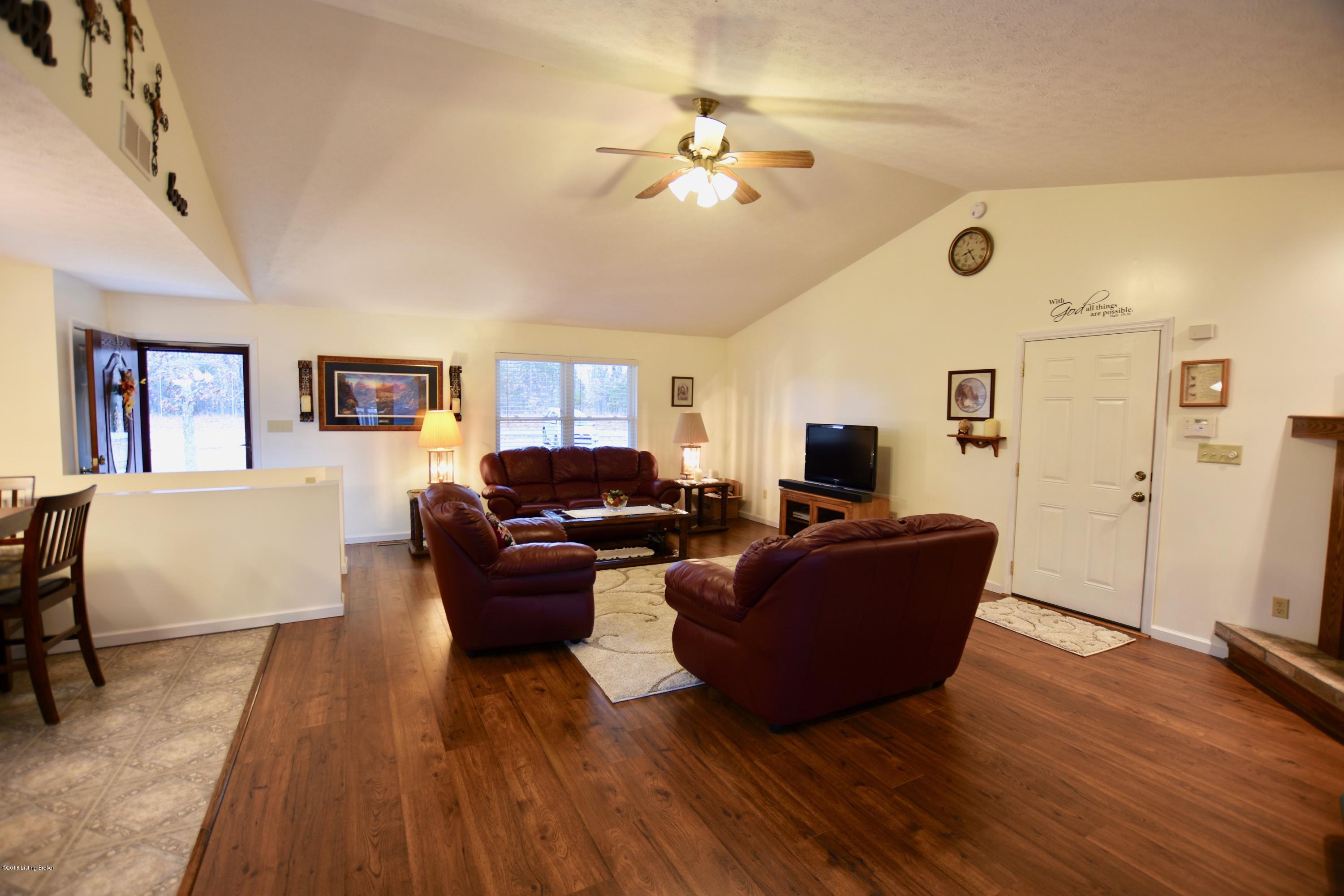 286 Hansborough Road Cecilia, KY 42724 - Photo 16 of 37 DSC_5963
