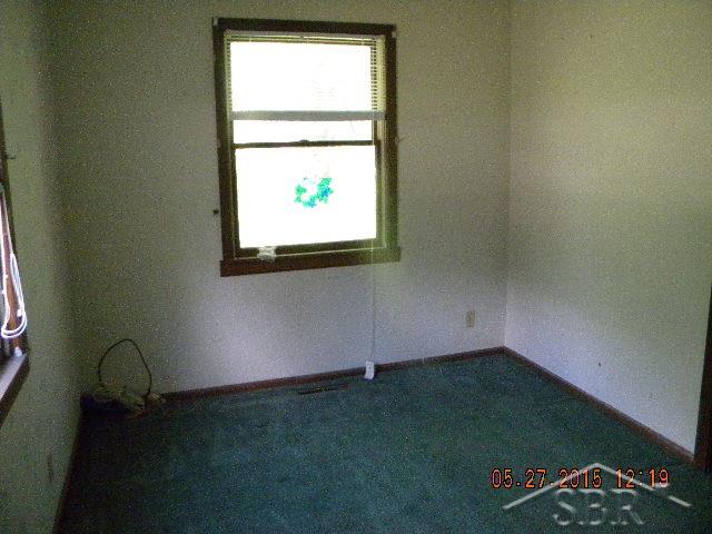 86 North Orlo Road Midland, MI 48640 - Photo 12 of 22 31246987-11.JPG