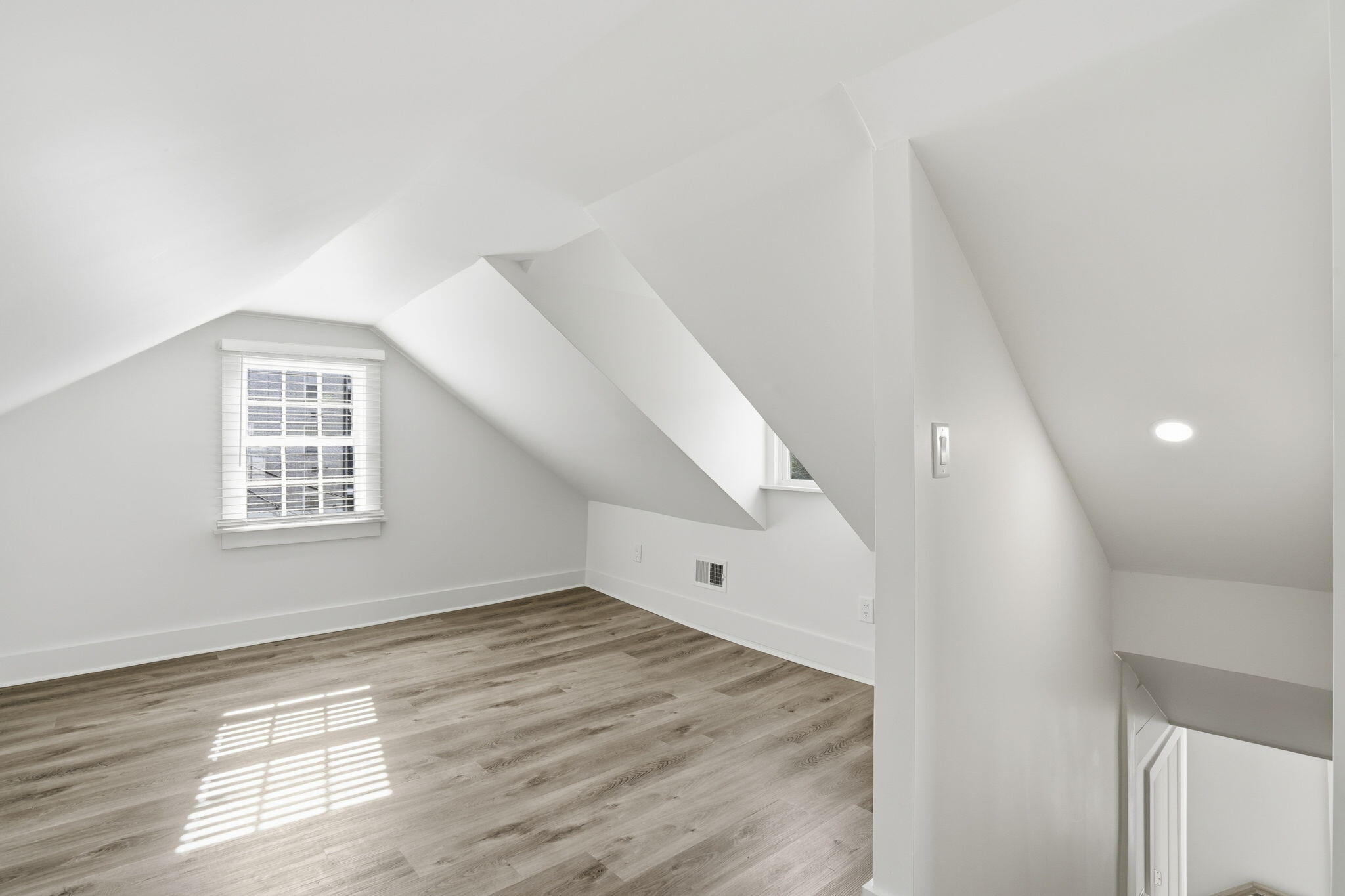 68 Lee Street, Unit A & B Charleston, SC 29403 - Photo 15 of 34 19-web-or-mls-030_DSC01492