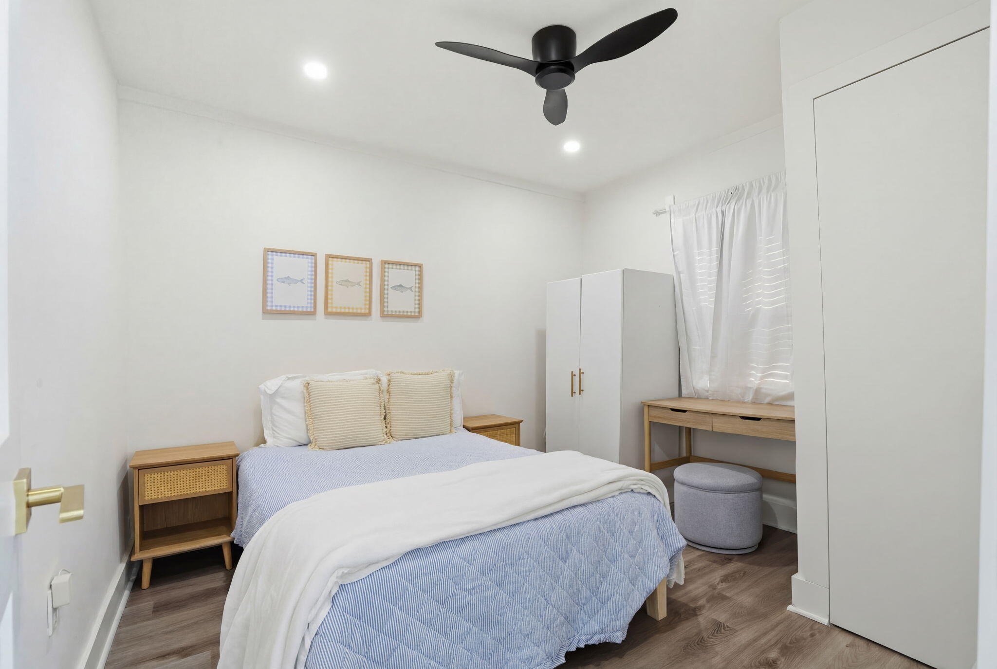 68 Lee Street, Unit A & B Charleston, SC 29403 - Photo 27 of 34 32-web-or-mls-024_DSC01444_declutter_cba