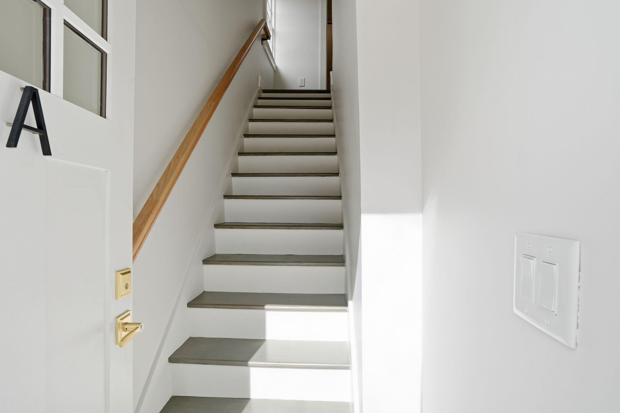 68 Lee Street, Unit A & B Charleston, SC 29403 - Photo 4 of 34 8-web-or-mls-021_DSC01453_1