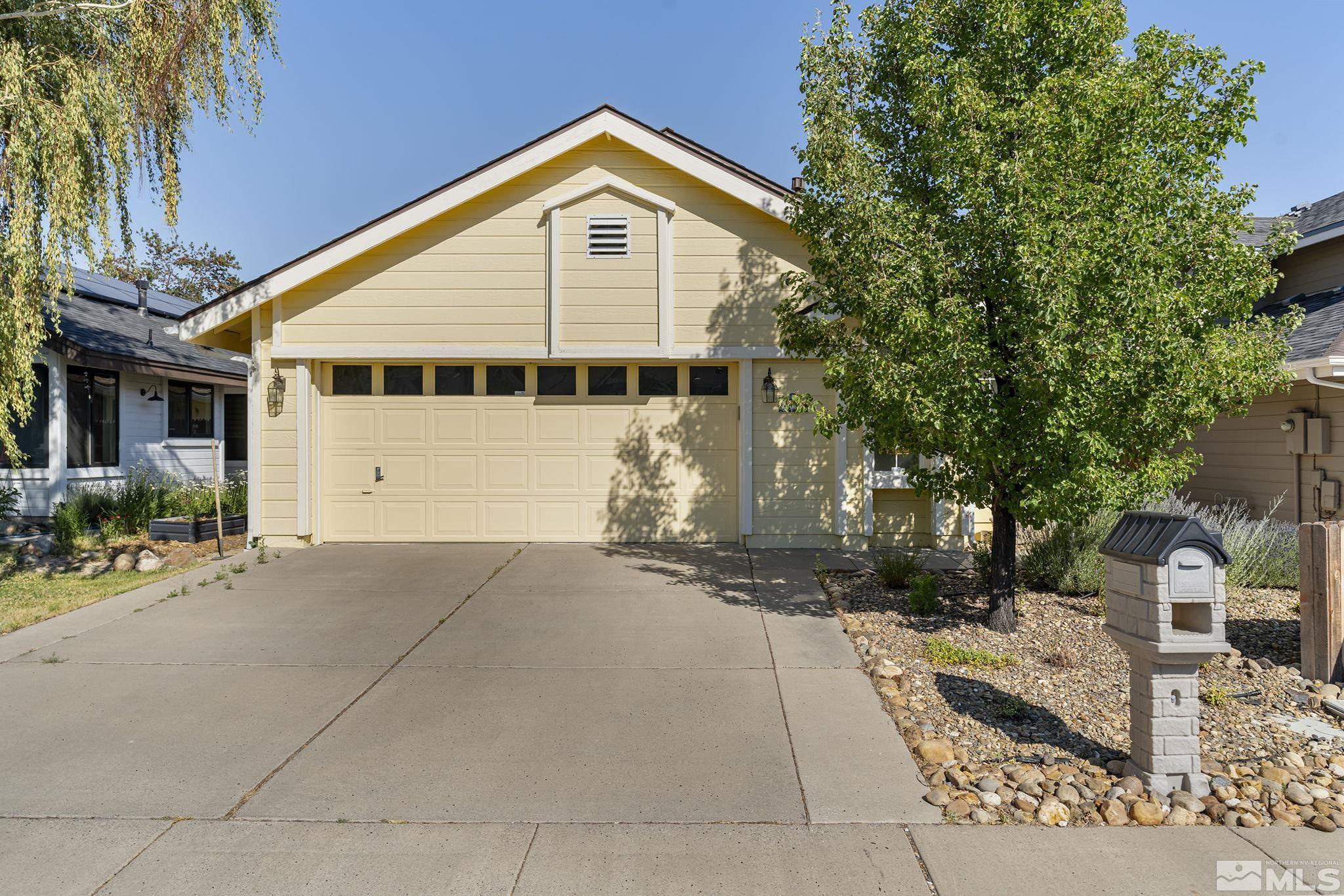 2442 Skyview Drive Reno, NV 89523 - Photo 3 of 27 Photo 3