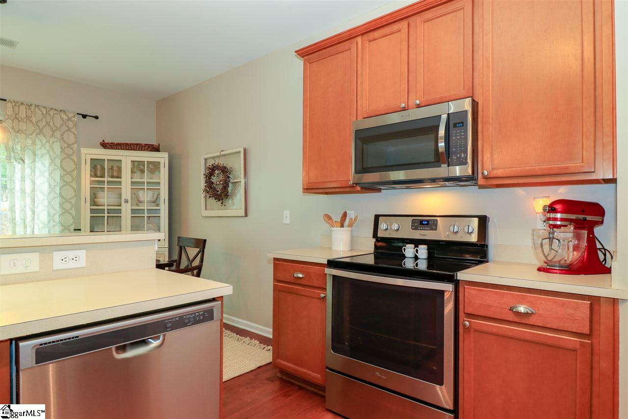 31 Stream Crossing Way Greer, SC 29650 - Photo 8 of 36 Gallery Image 8