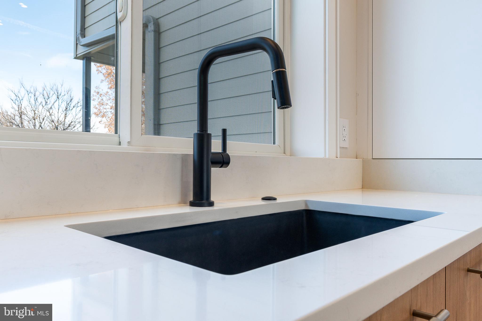 252 Gates Street Philadelphia, PA 19128 - Photo 20 of 85