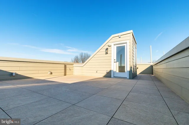 $1,285,000 | 252 Gates Street, Philadelphia, PA 19128