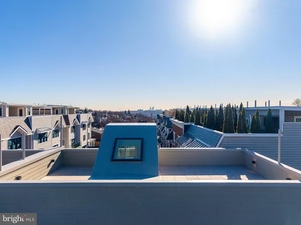 $1,285,000 | 252 Gates Street, Philadelphia, PA 19128