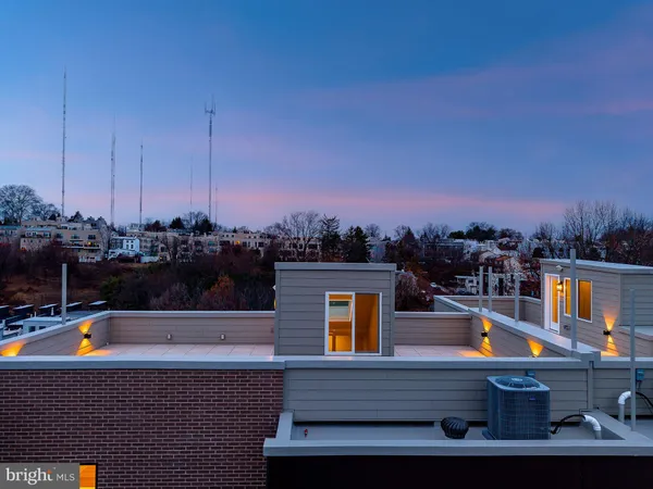 $1,285,000 | 252 Gates Street, Philadelphia, PA 19128