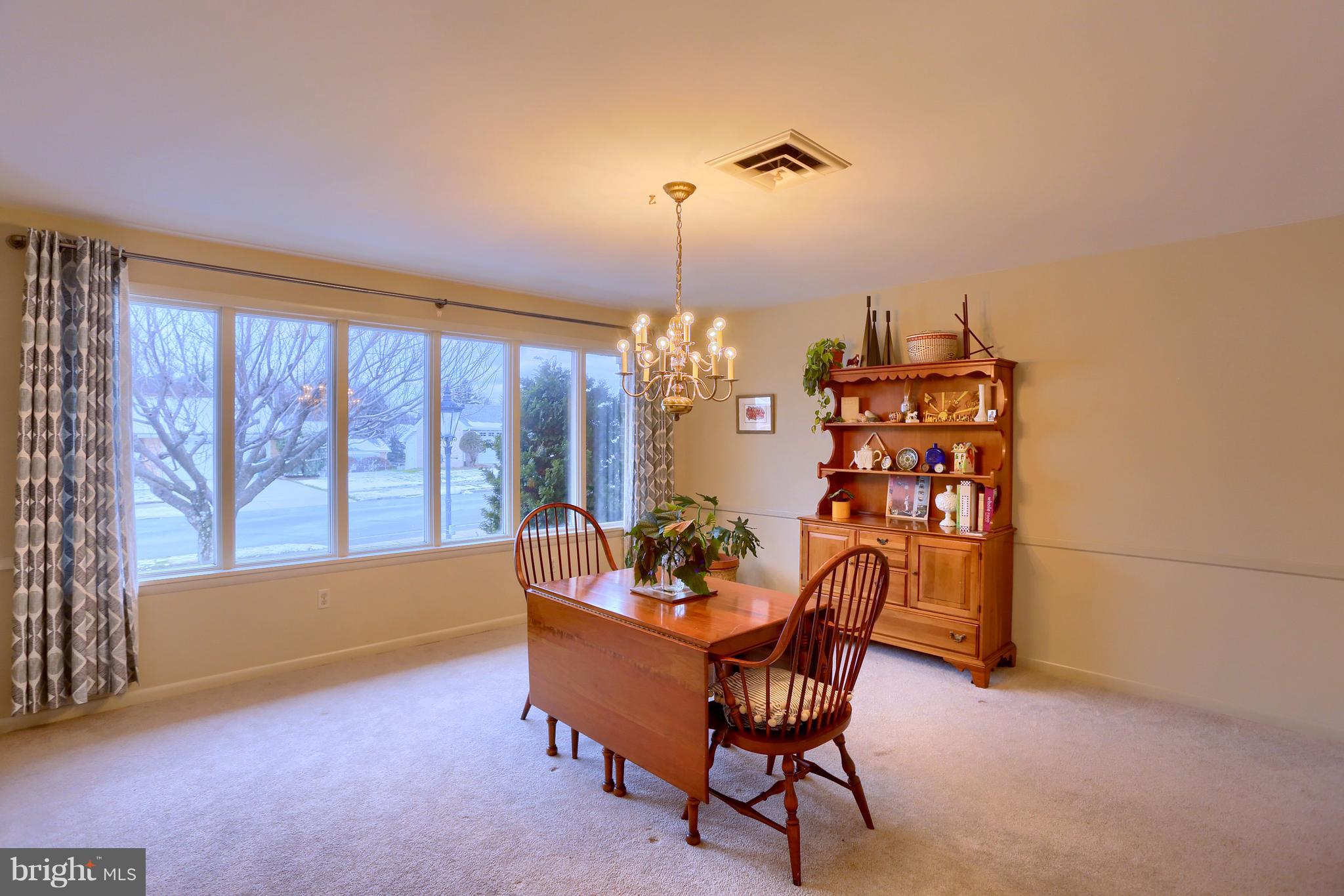 421 Susan Road Harrisburg, PA 17109 - Photo 4 of 30 Gallery Image 4
