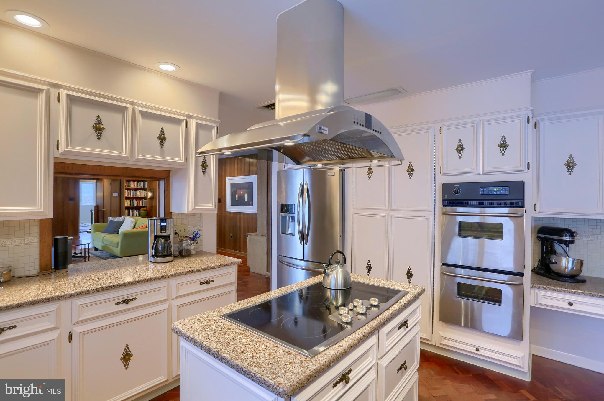 421 Susan Road Harrisburg, PA 17109 - Photo 10 of 30 Gallery Image 10