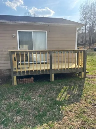 $1,700 | 8 Kings Forest Court, Greensboro, NC 27405