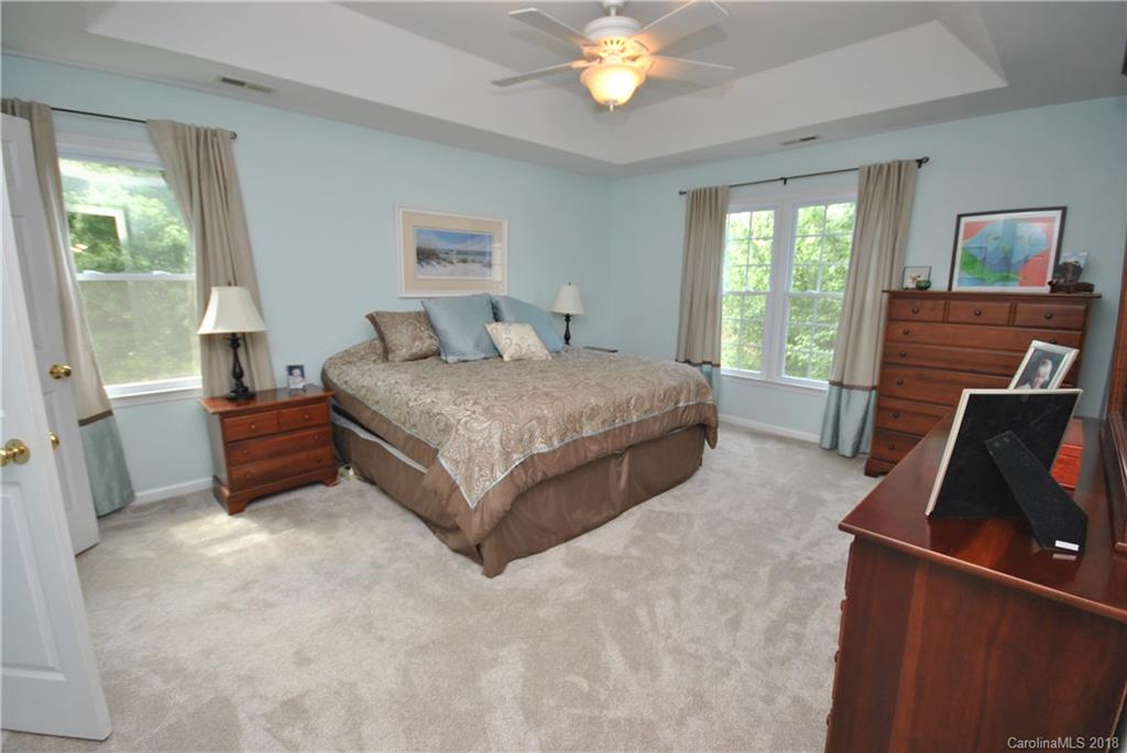 242 Rosedale Lane Matthews, NC 28105 - Photo 15 of 26 Gallery Image 15
