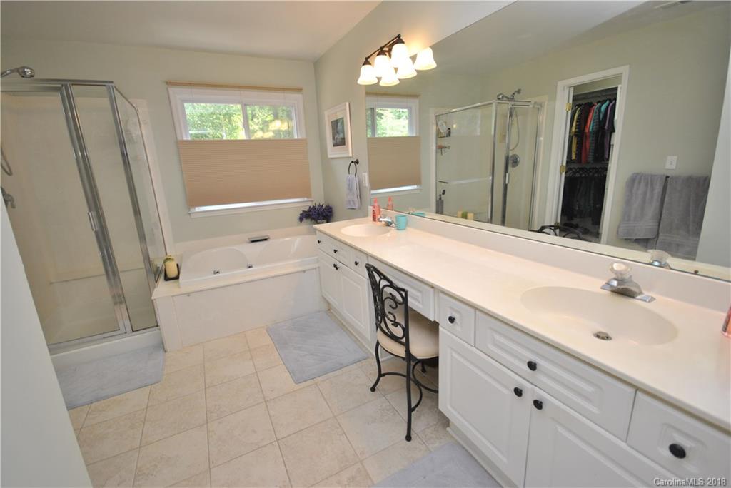 242 Rosedale Lane Matthews, NC 28105 - Photo 17 of 26 Gallery Image 17