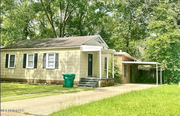 $405,000 | 809 Robertson Street, Brookhaven, MS 39601