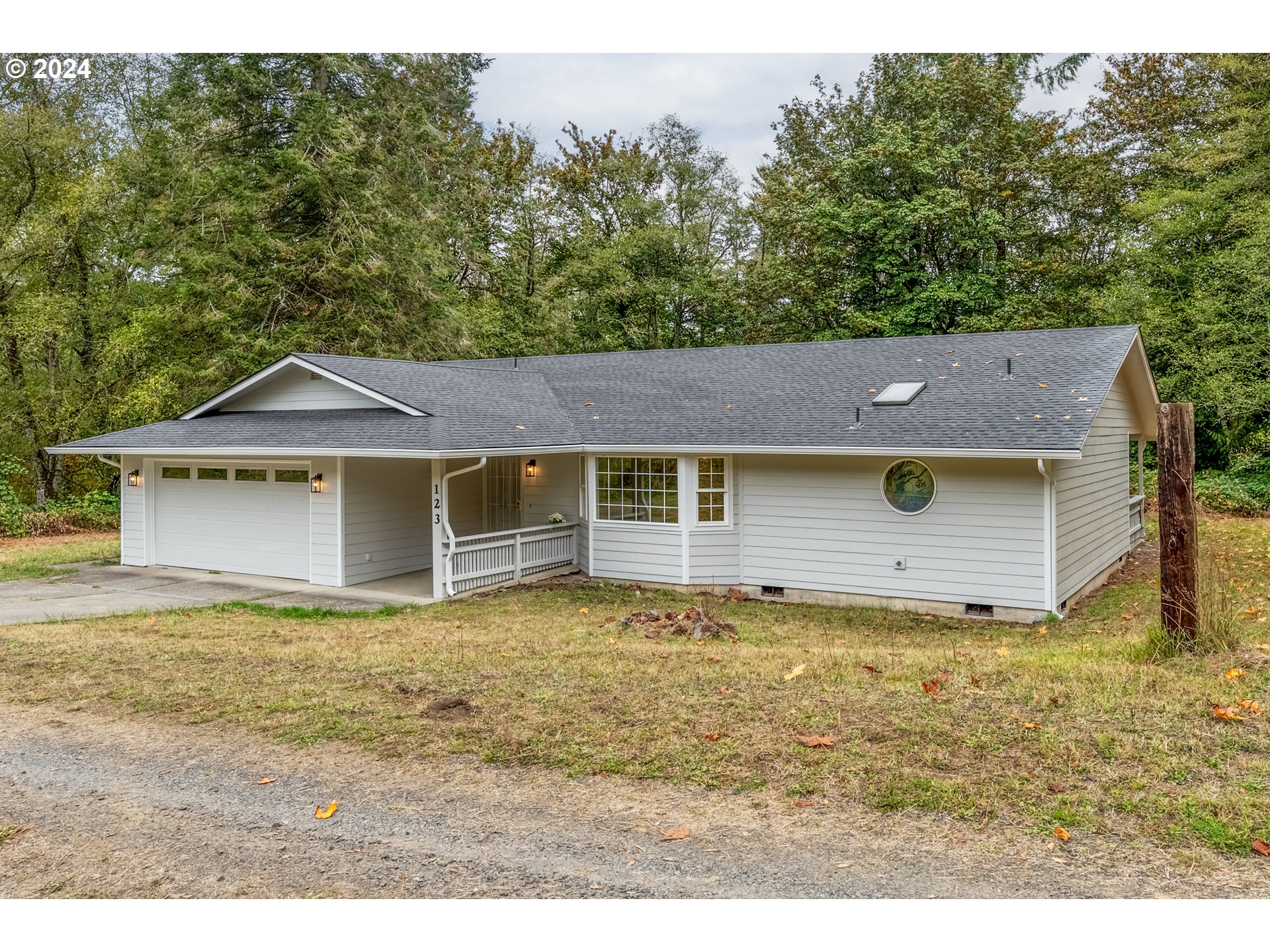 123 Trout Lakes Road Castle Rock, WA 98611 - Photo 2 of 39 Gallery Image 2