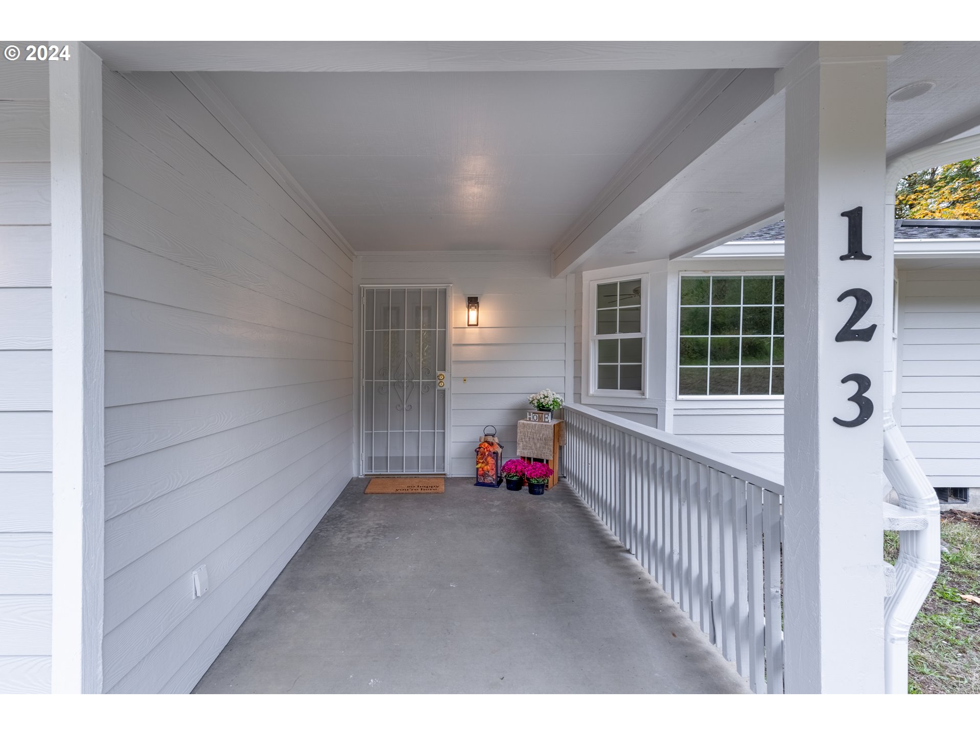 123 Trout Lakes Road Castle Rock, WA 98611 - Photo 4 of 39 Gallery Image 4