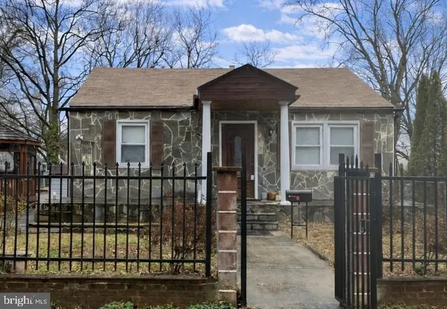 $3,000 | 4800 Madison Street, Riverdale, MD 20737