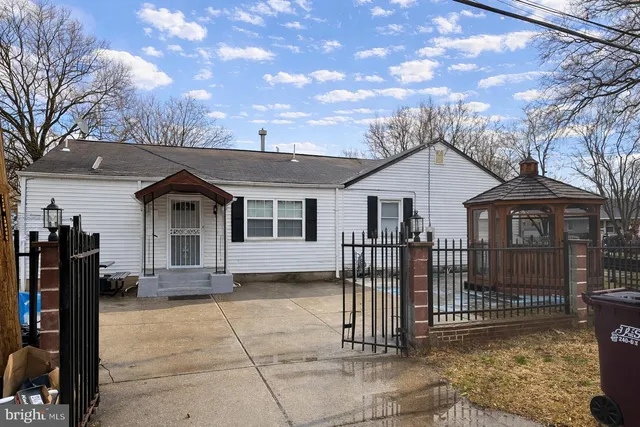 $3,000 | 4800 Madison Street, Riverdale, MD 20737