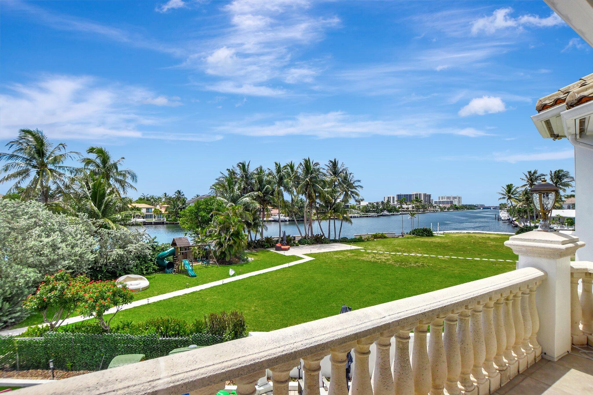 857 Havana Drive Boca Raton, FL 33487 - Photo 14 of 30 a view of a garden with houses
