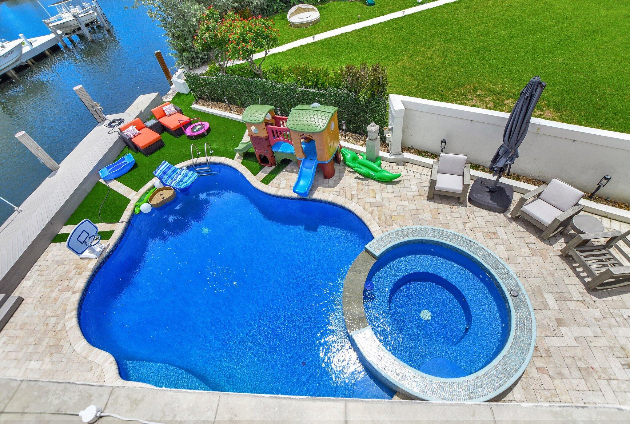857 Havana Drive Boca Raton, FL 33487 - Photo 15 of 30 a bathroom with a sink mirror and window