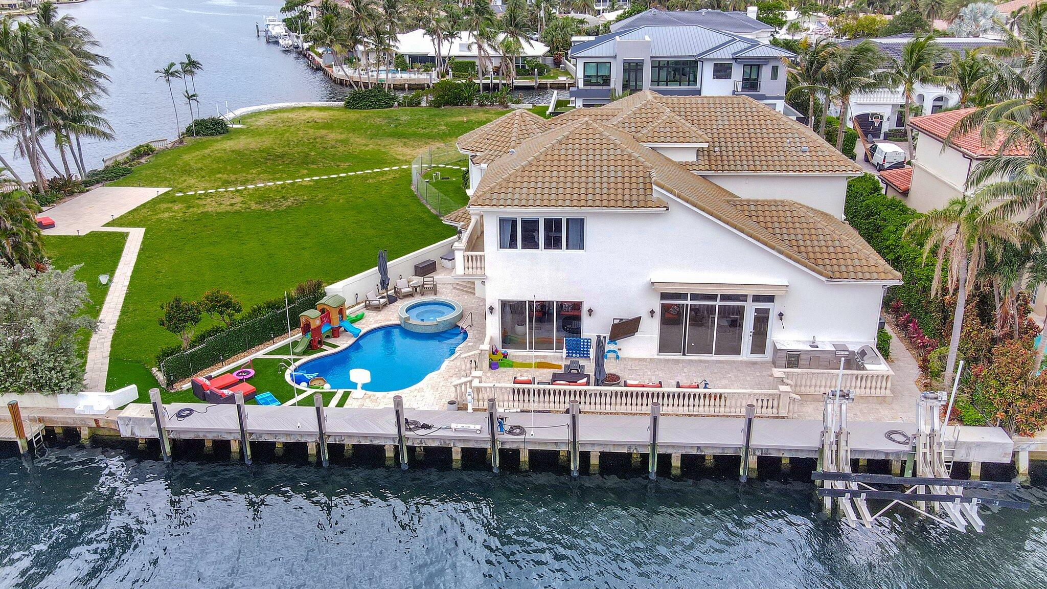 857 Havana Drive Boca Raton, FL 33487 - Photo 29 of 30 a aerial view of a house with a yard and sitting area