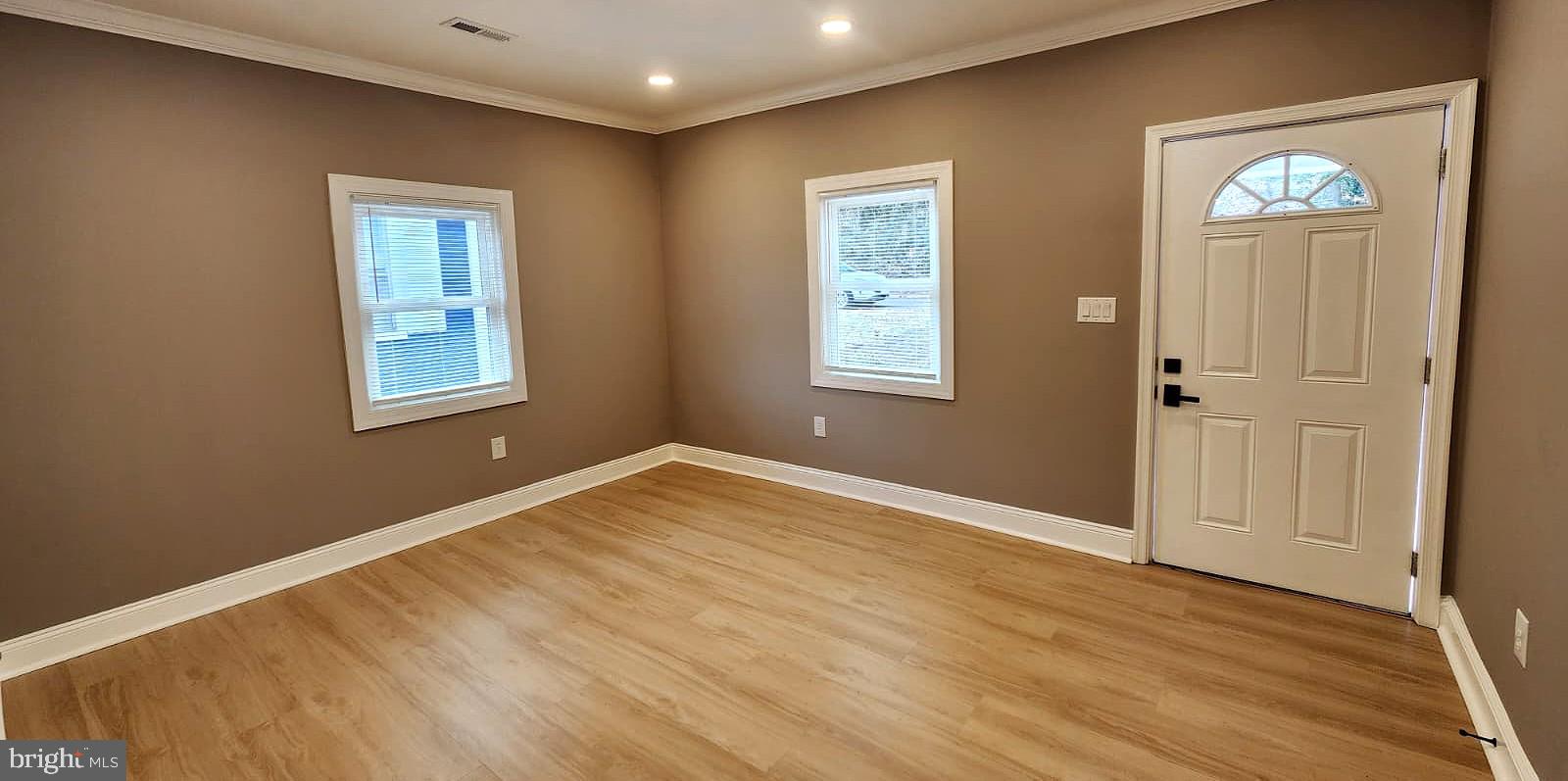1407 Sunken Road Fredericksburg, VA 22401 - Photo 7 of 42 Living Room