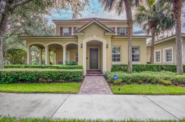 $1,050,000 | 118 Foxford Court, Jupiter, FL 33458