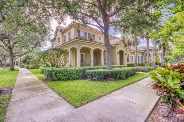 $1,050,000 | 118 Foxford Court, Jupiter, FL 33458