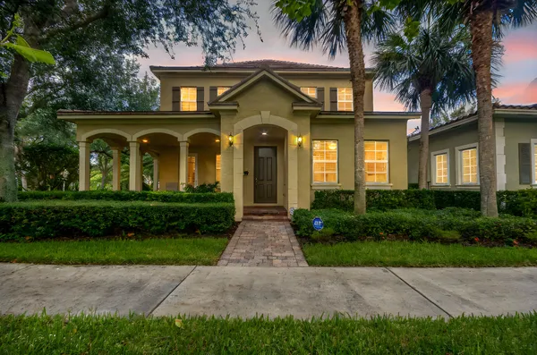 $1,050,000 | 118 Foxford Court, Jupiter, FL 33458
