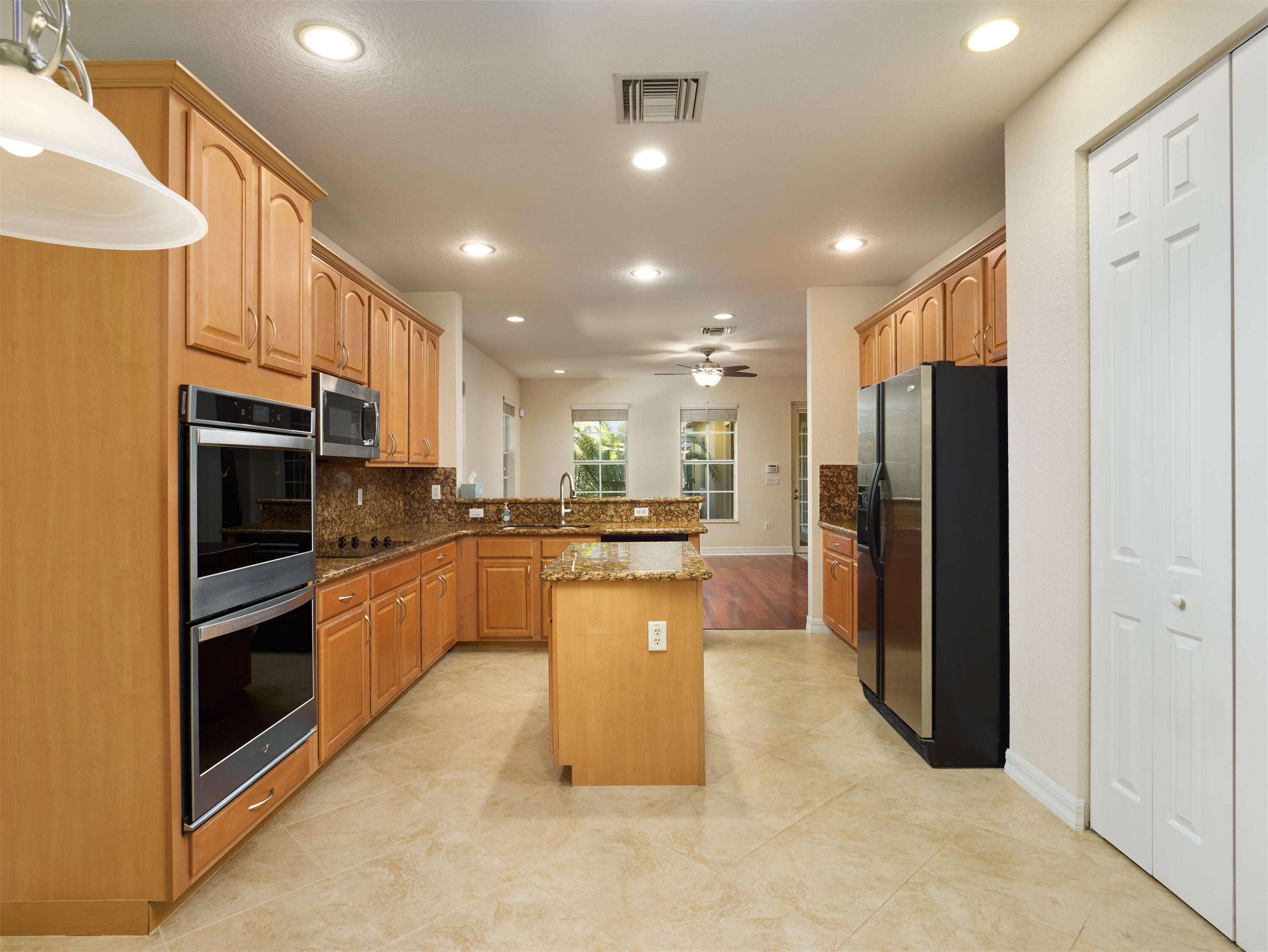 118 Foxford Court Jupiter, FL 33458 - Photo 4 of 35 P1115834