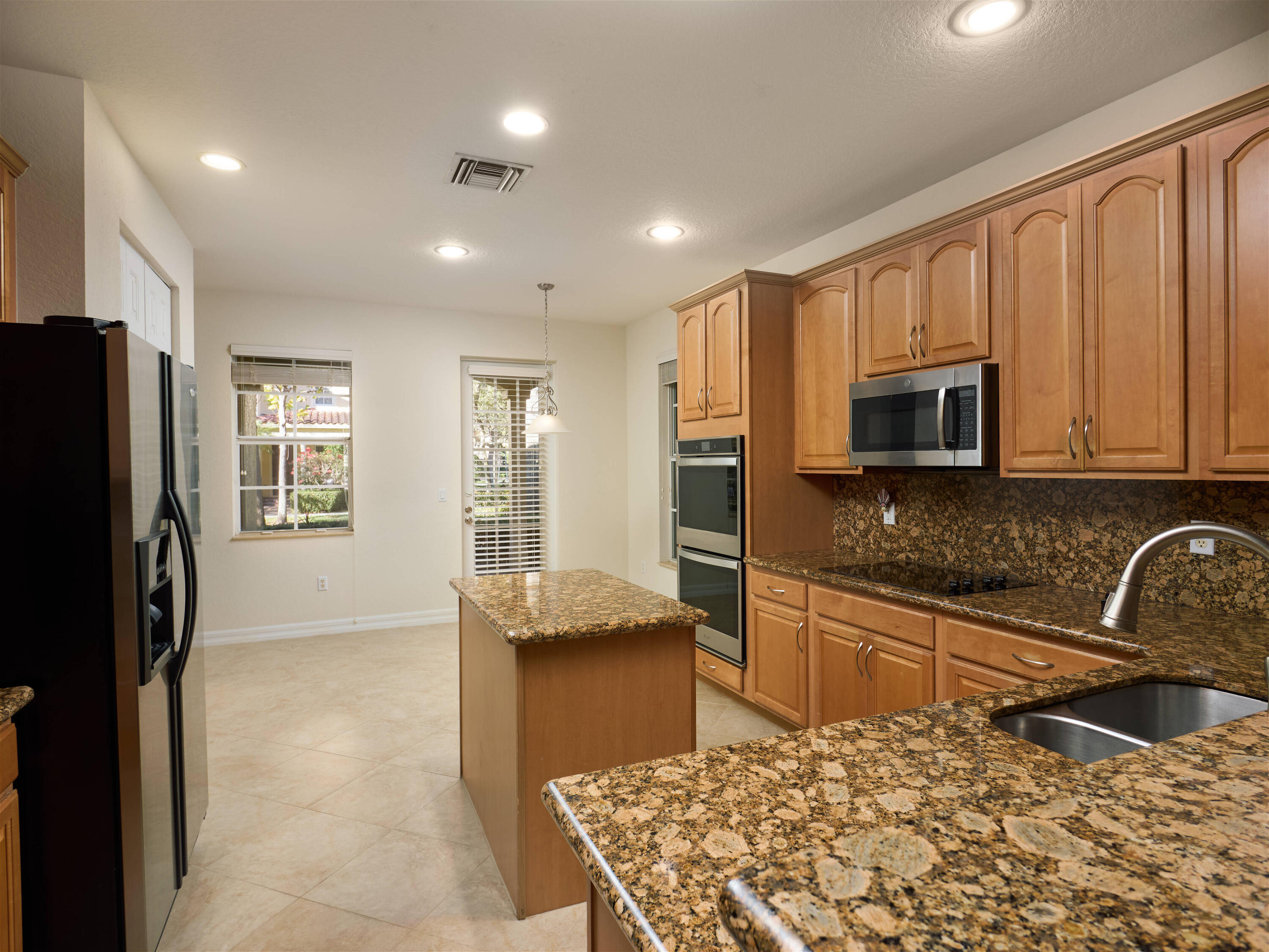 118 Foxford Court Jupiter, FL 33458 - Photo 6 of 35 P1115863