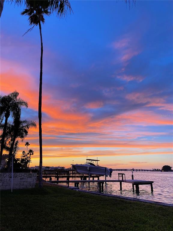 852 Bay Point Drive Madeira Beach, FL 33708 - Photo 16 of 18