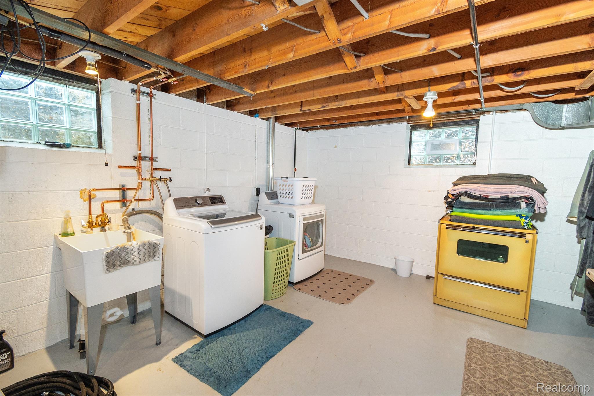 580 Cook Road Grosse Pointe, MI 48236 - Photo 29 of 48 Gallery Image 29