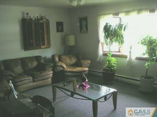 13 Matson Road Edison, NJ 08817 - Photo 5 of 8