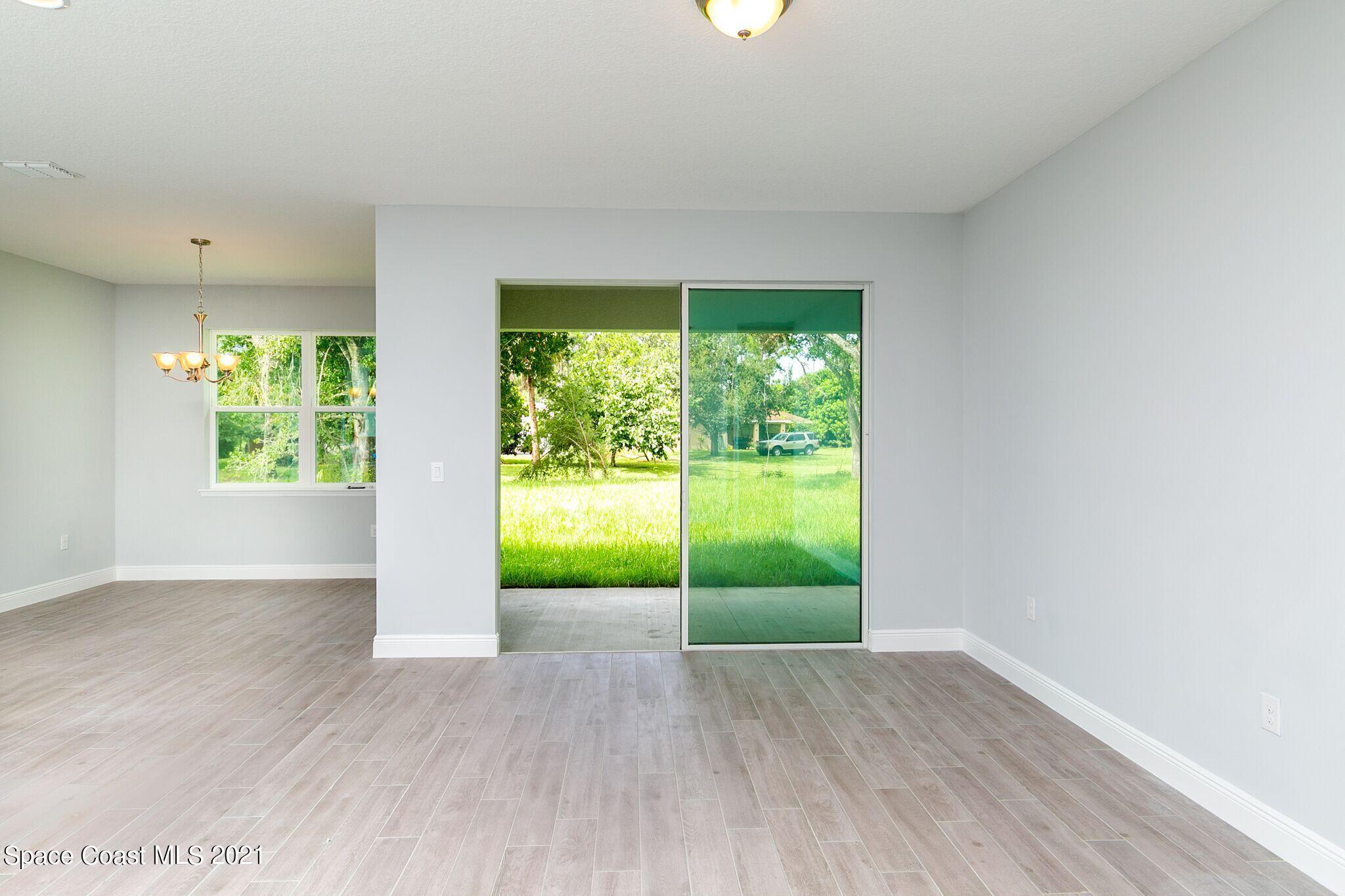 190 Turk Road Southwest Palm Bay, FL 32908 - Photo 8 of 22 great room