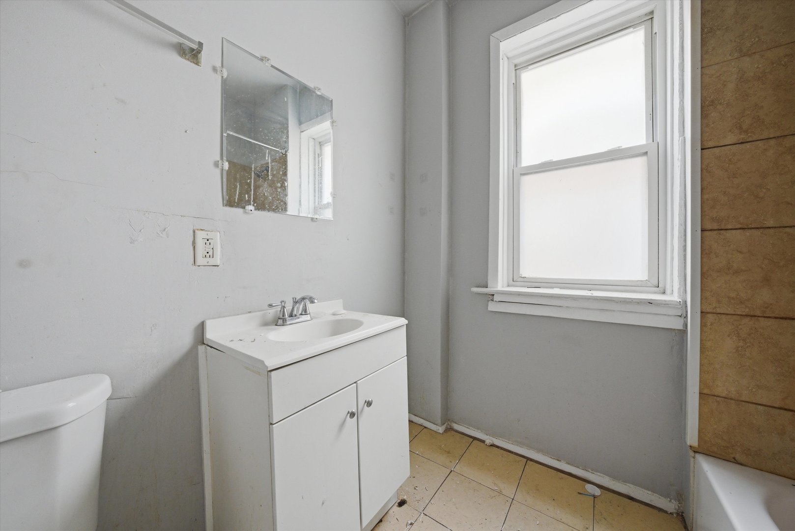 6140 South Rhodes Avenue Chicago, IL 60637 - Photo 18 of 44