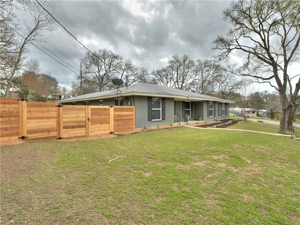 1601 Elmira Road Austin, TX 78721 - Photo 4 of 30 Gallery Image 4