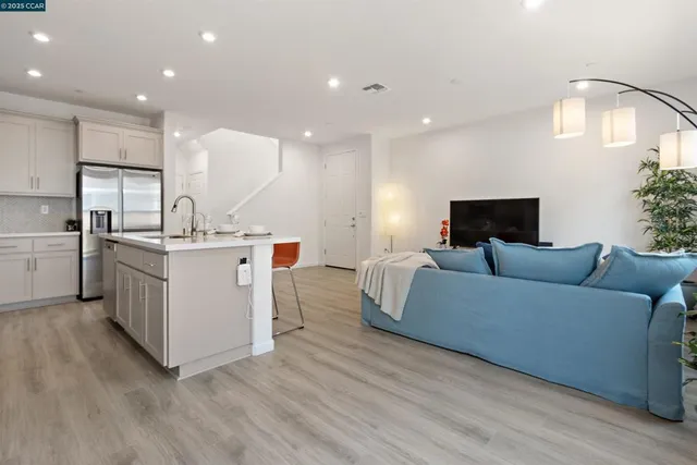 $678,500 | 28-28 Springbrook Lane, Pittsburg, CA 94565