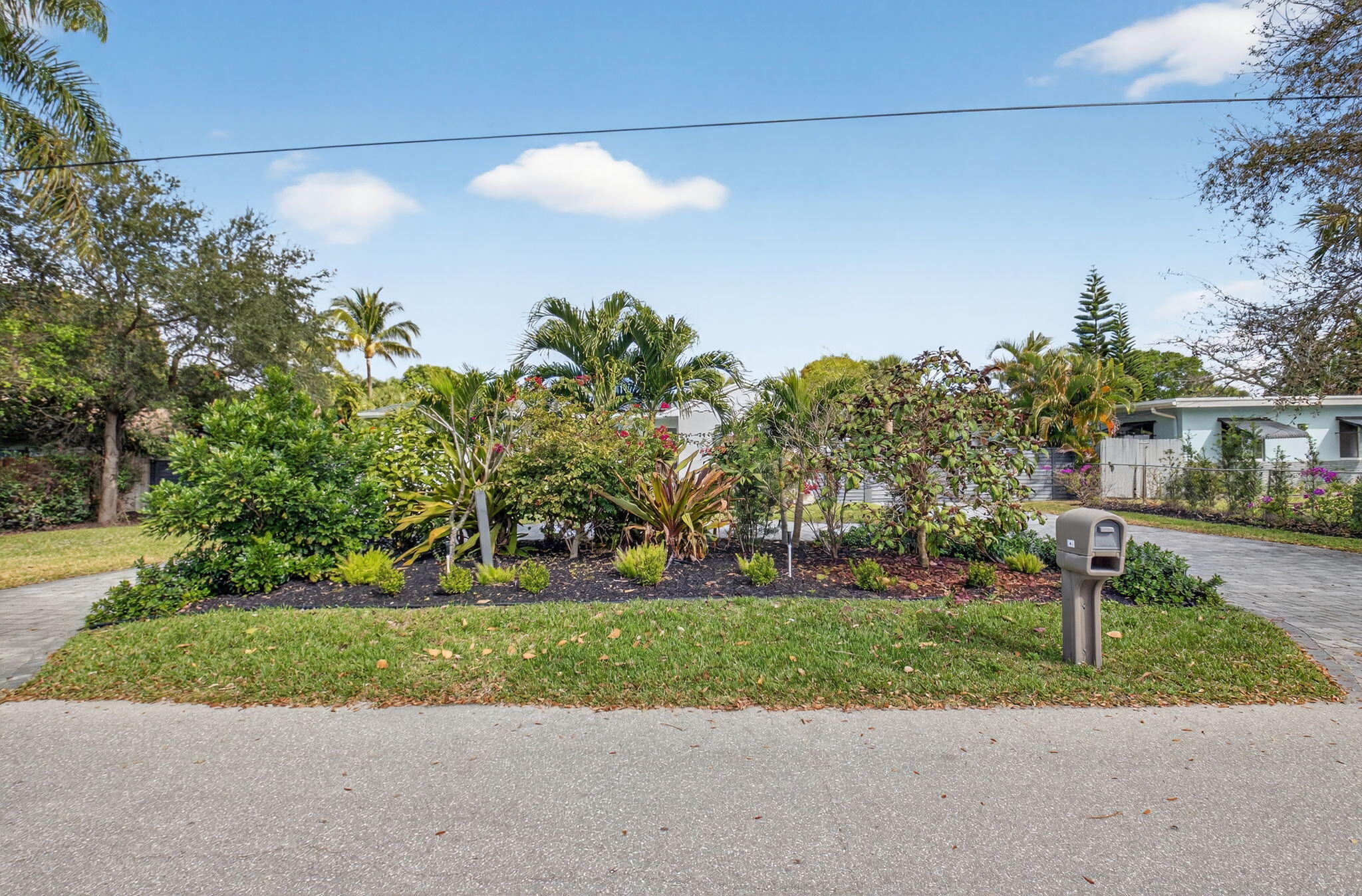 233 Northeast 12th Street Delray Beach, FL 33444 - Photo 6 of 55 a view of a yard